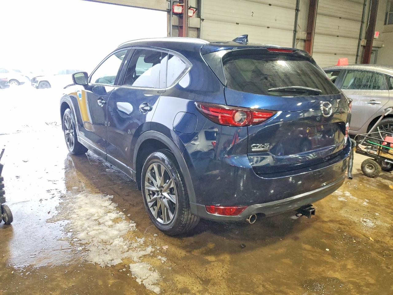 2021 MAZDA CX-5 SIGNATURE photo 2
