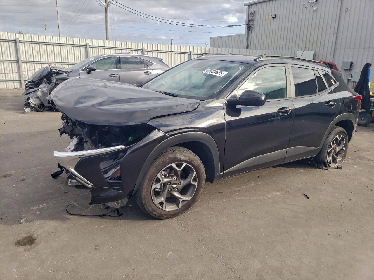 2025 CHEVROLET TRAX