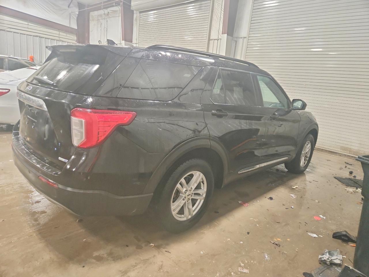 2020 FORD EXPLORER XLT photo 3