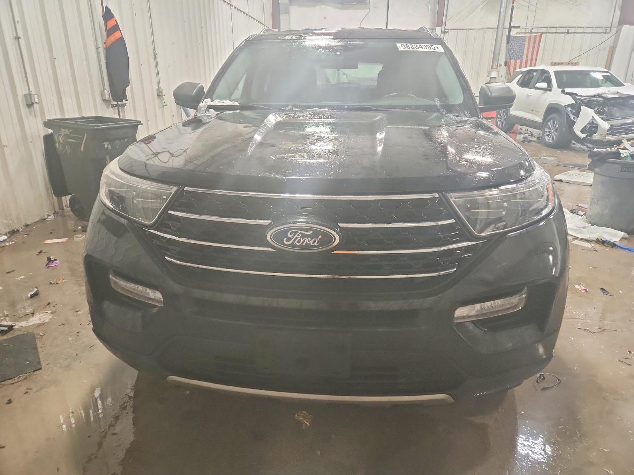 2020 FORD EXPLORER XLT photo 5