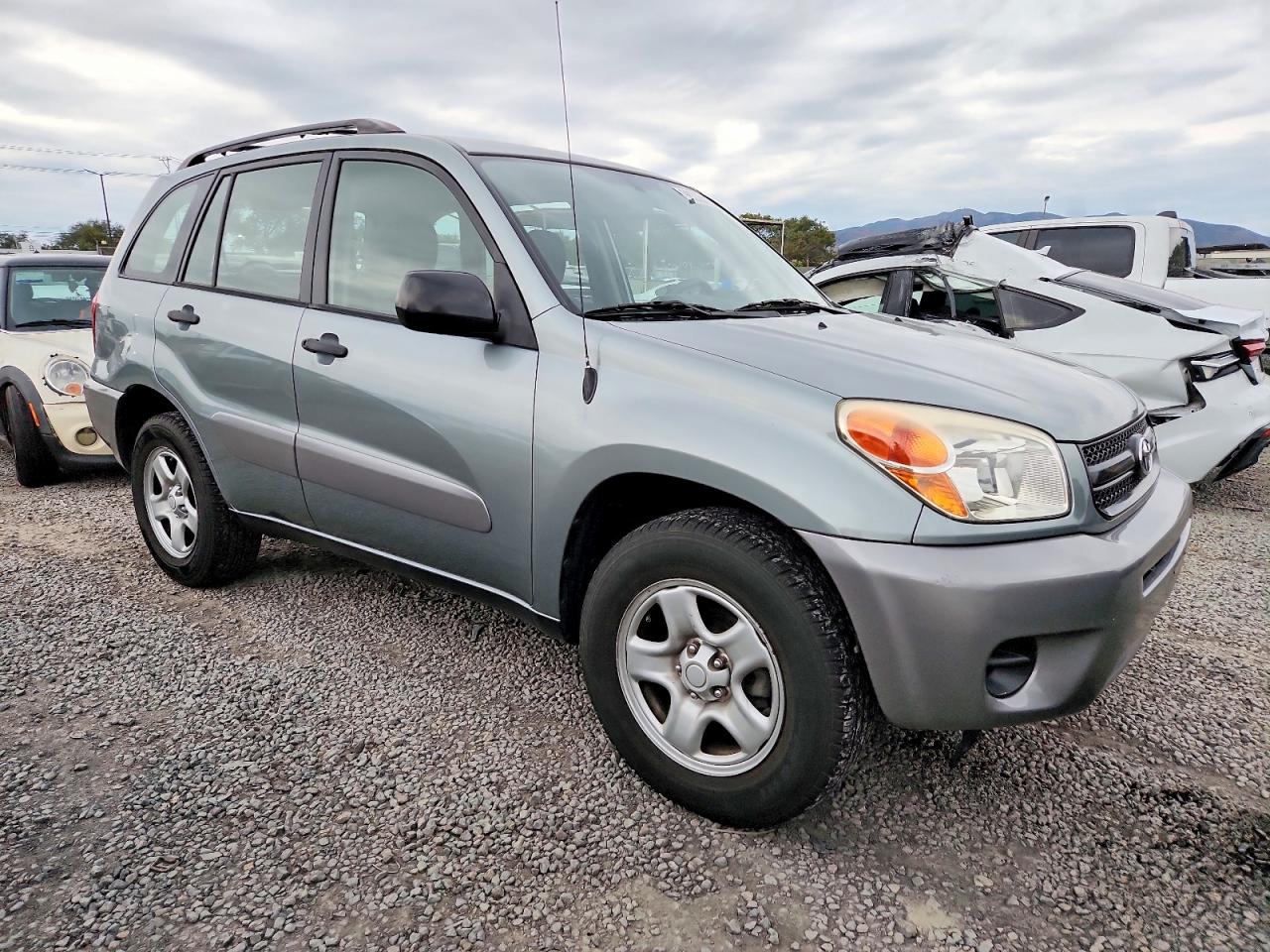 2005 TOYOTA RAV4 photo 4