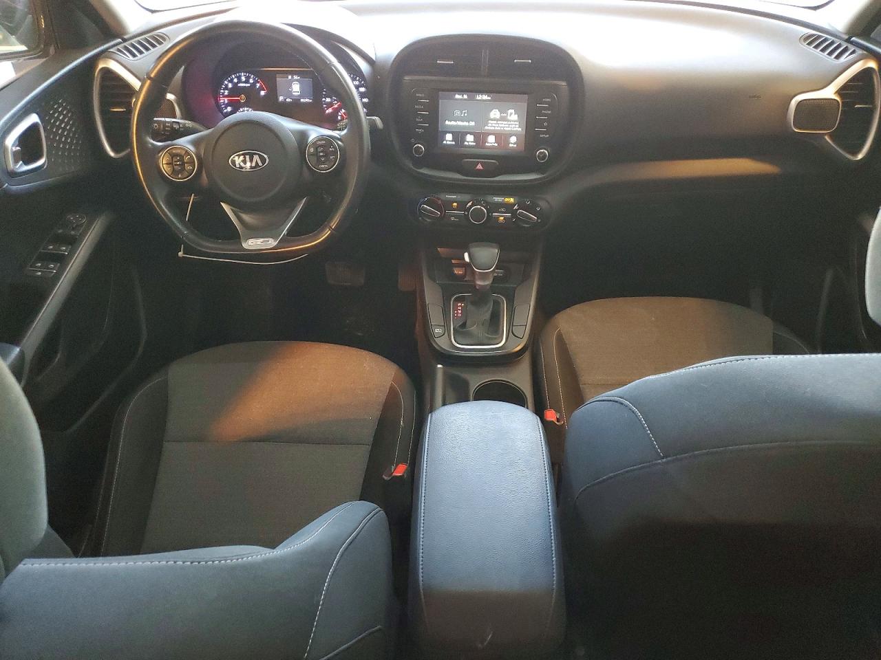 2021 KIA SOUL GT LINE photo 8