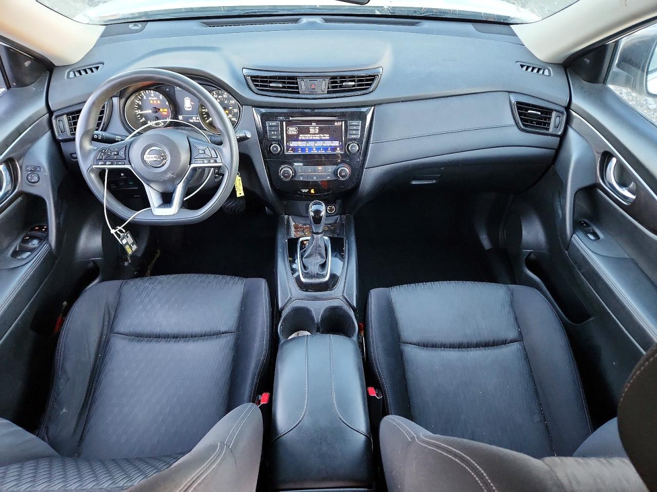 2018 NISSAN ROGUE S photo 8