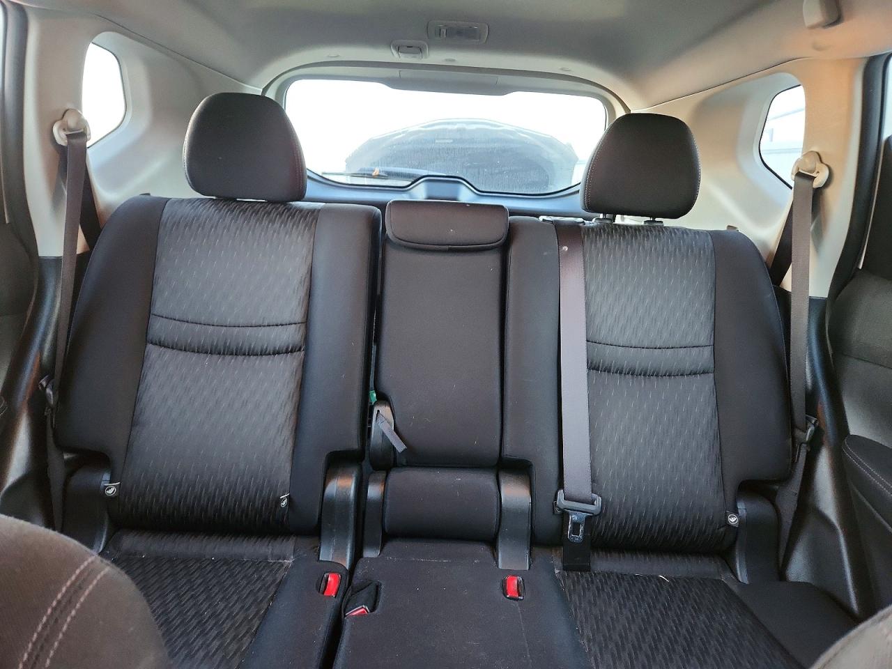 2018 NISSAN ROGUE S photo 10