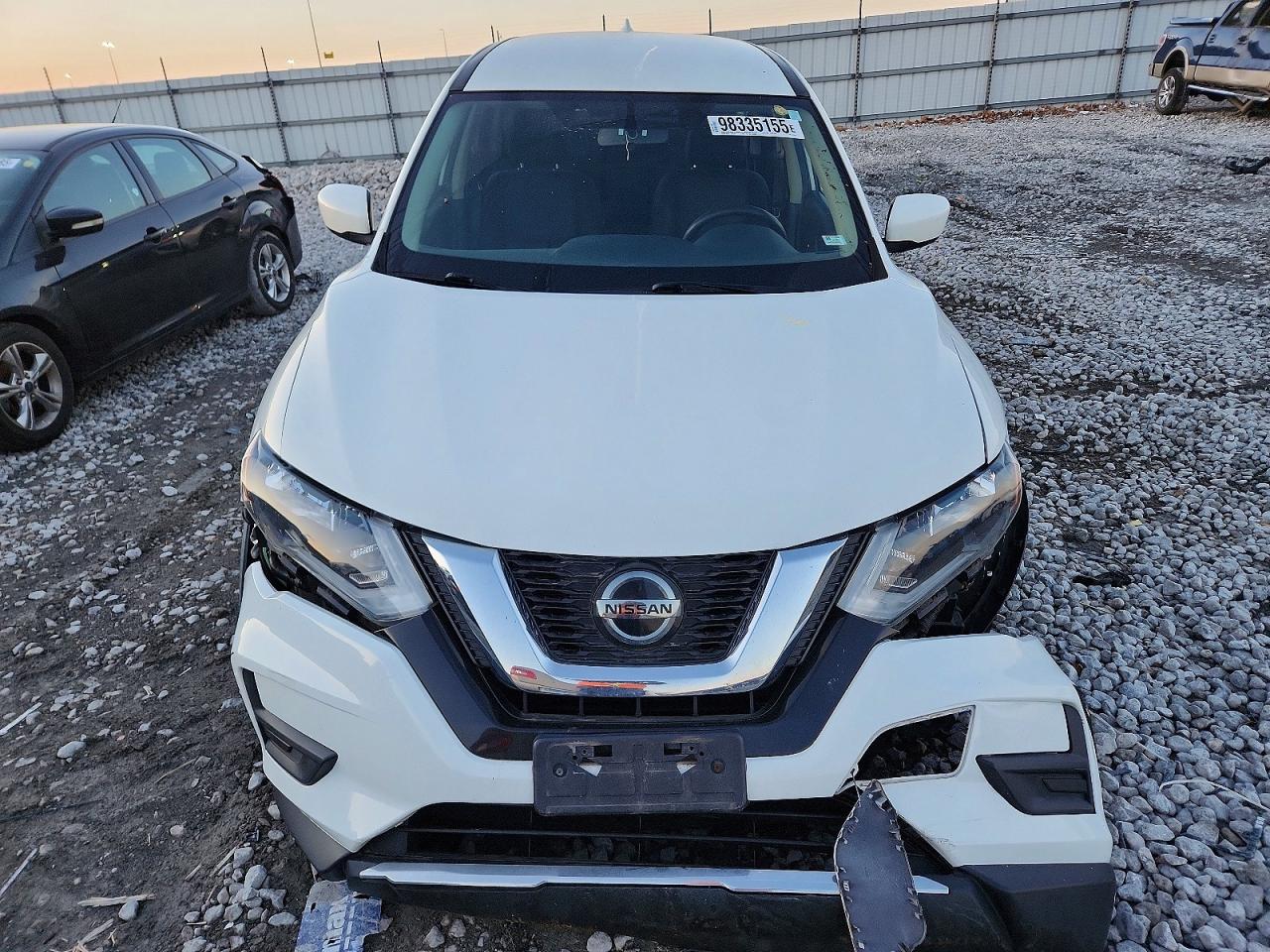 2018 NISSAN ROGUE S photo 5