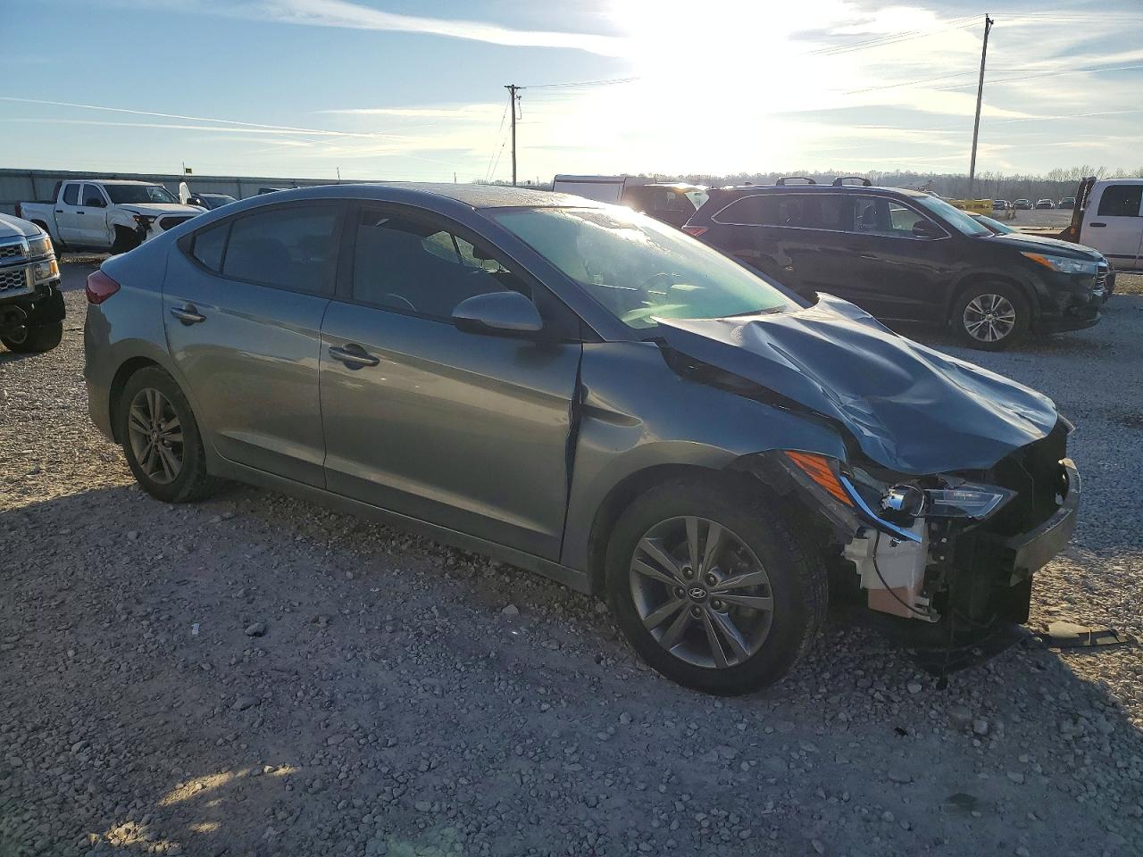2018 HYUNDAI ELANTRA SEL photo 4