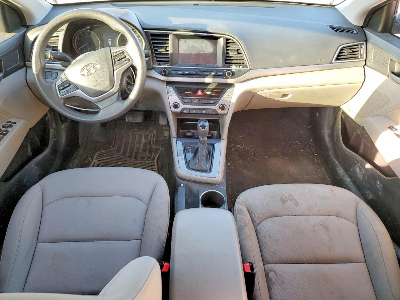 2018 HYUNDAI ELANTRA SEL photo 8