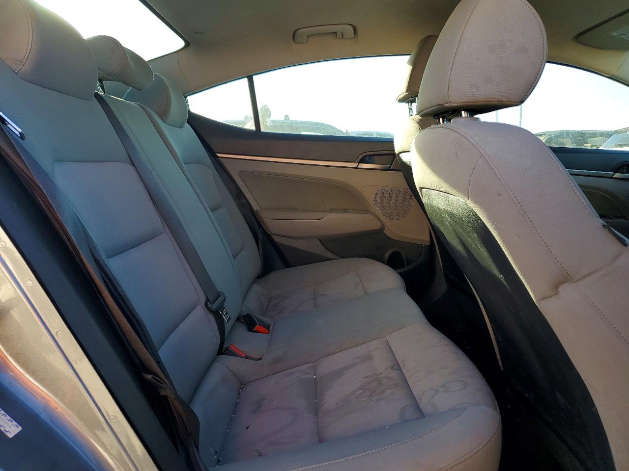 2018 HYUNDAI ELANTRA SEL photo 10