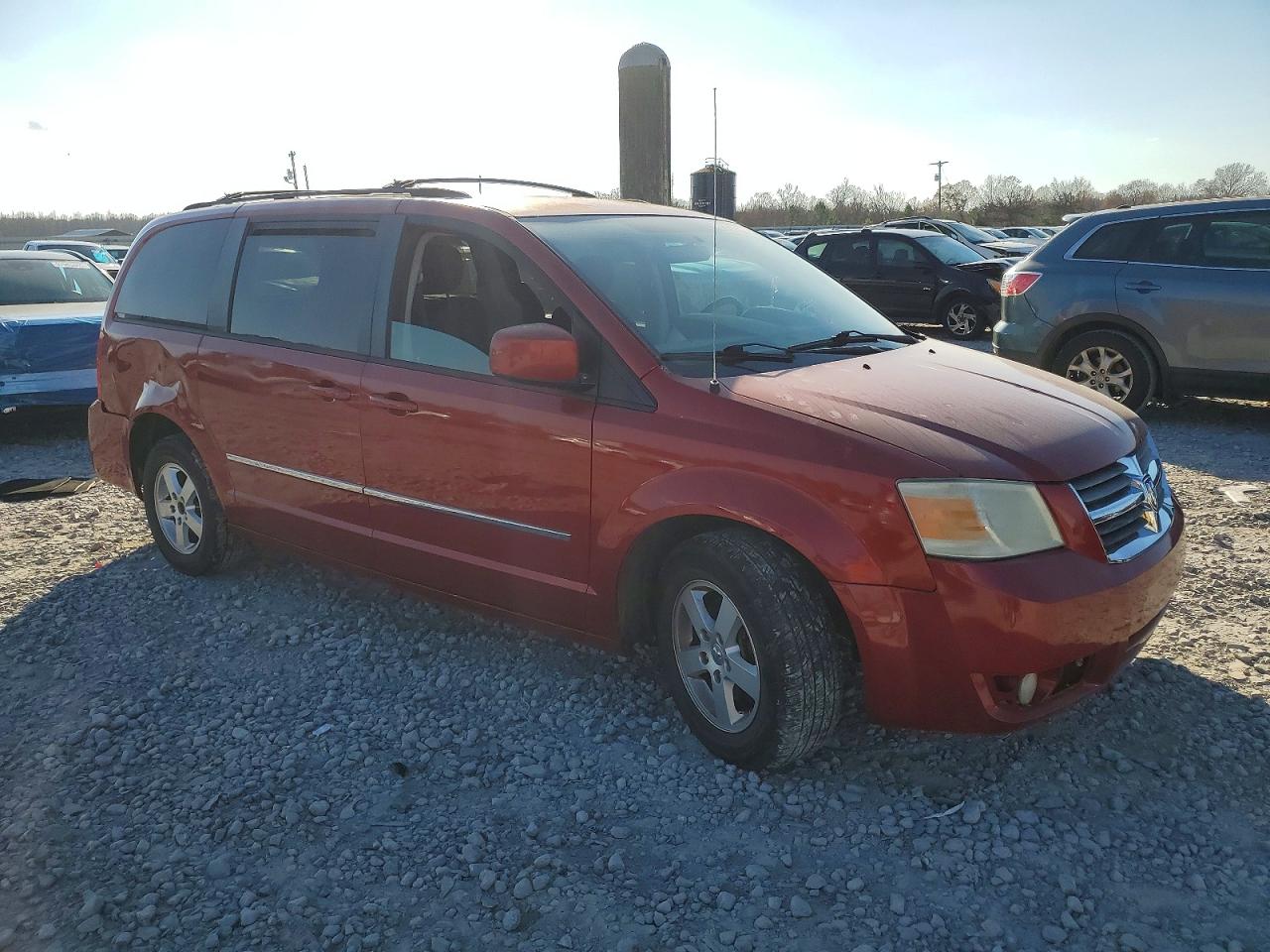 2010 DODGE GRAND CARAVAN SXT photo 4