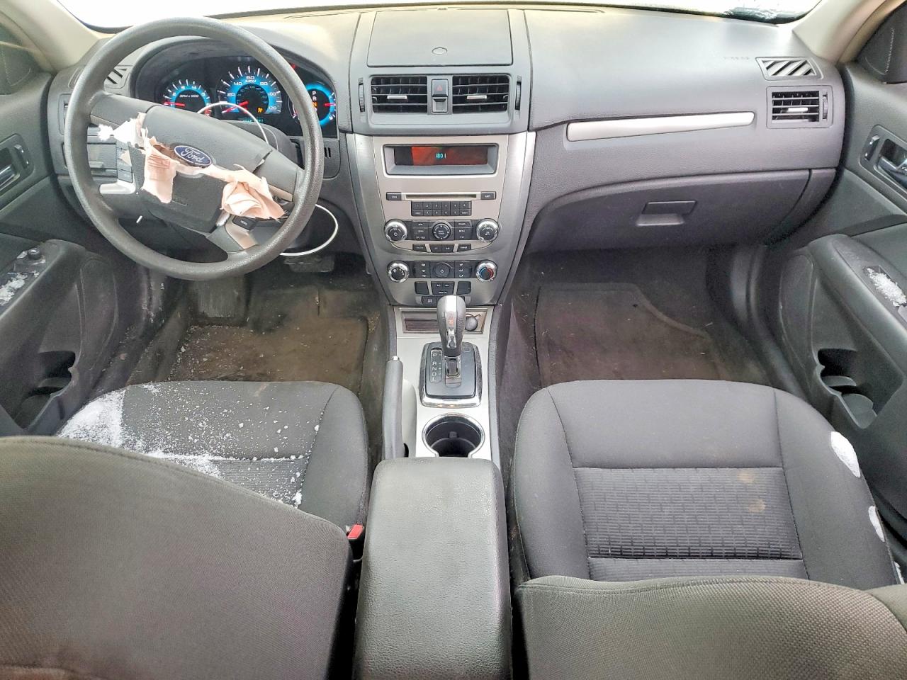 2011 FORD FUSION SE photo 8