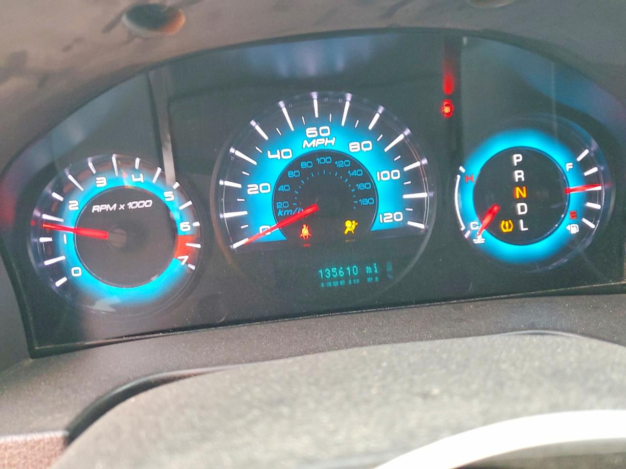 2011 FORD FUSION SE photo 9