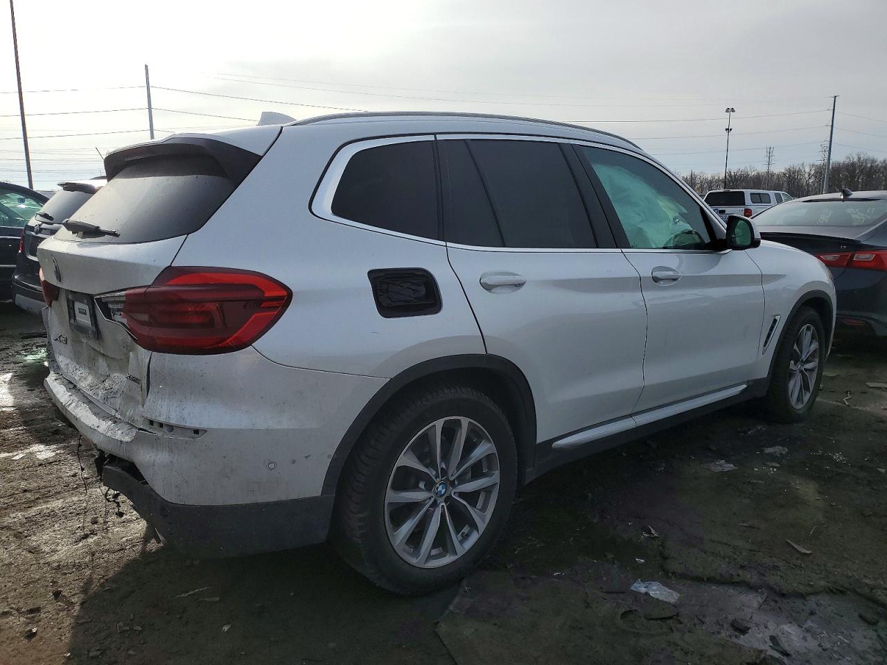 2019 BMW X3 XDRIVE30I photo 3