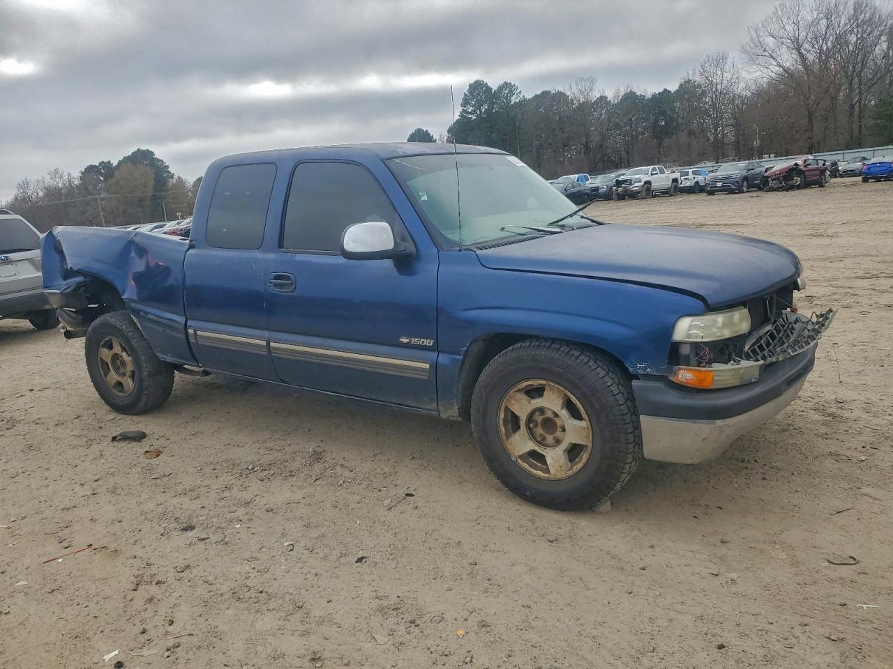 2000 CHEVROLET SILVERADO C1500 photo 4
