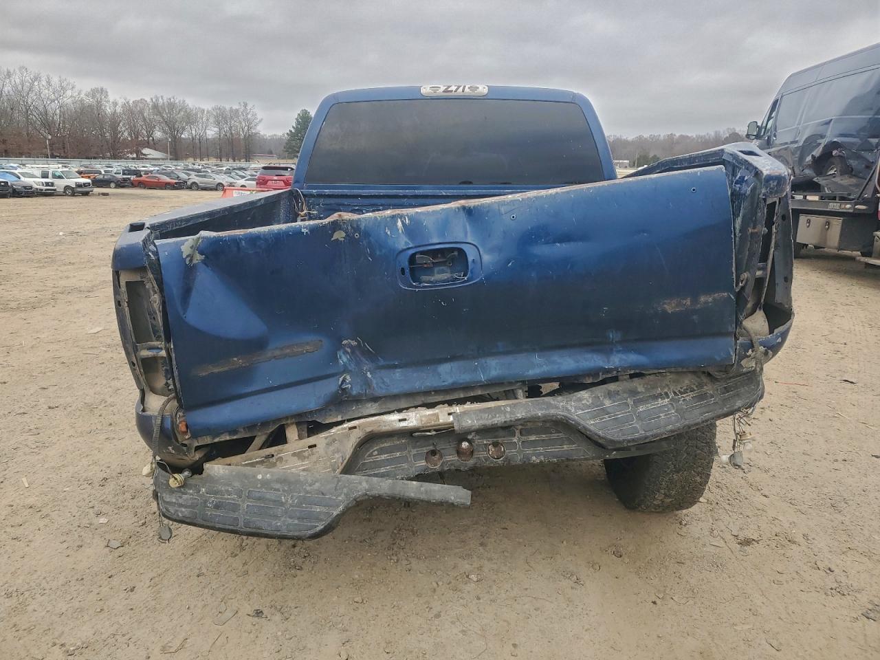 2000 CHEVROLET SILVERADO C1500 photo 6