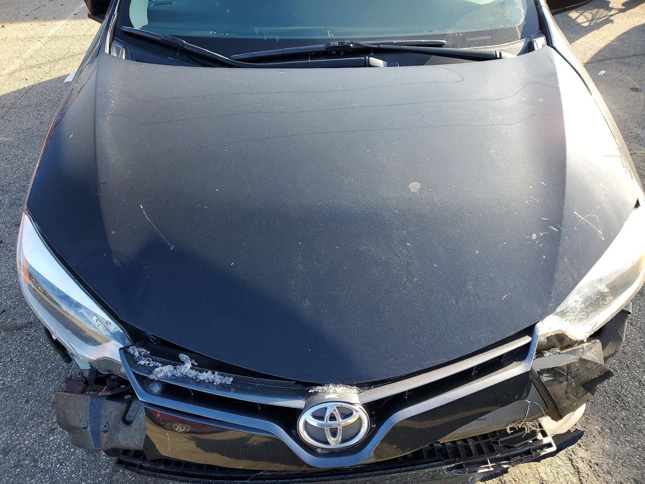 2015 TOYOTA COROLLA L photo 11