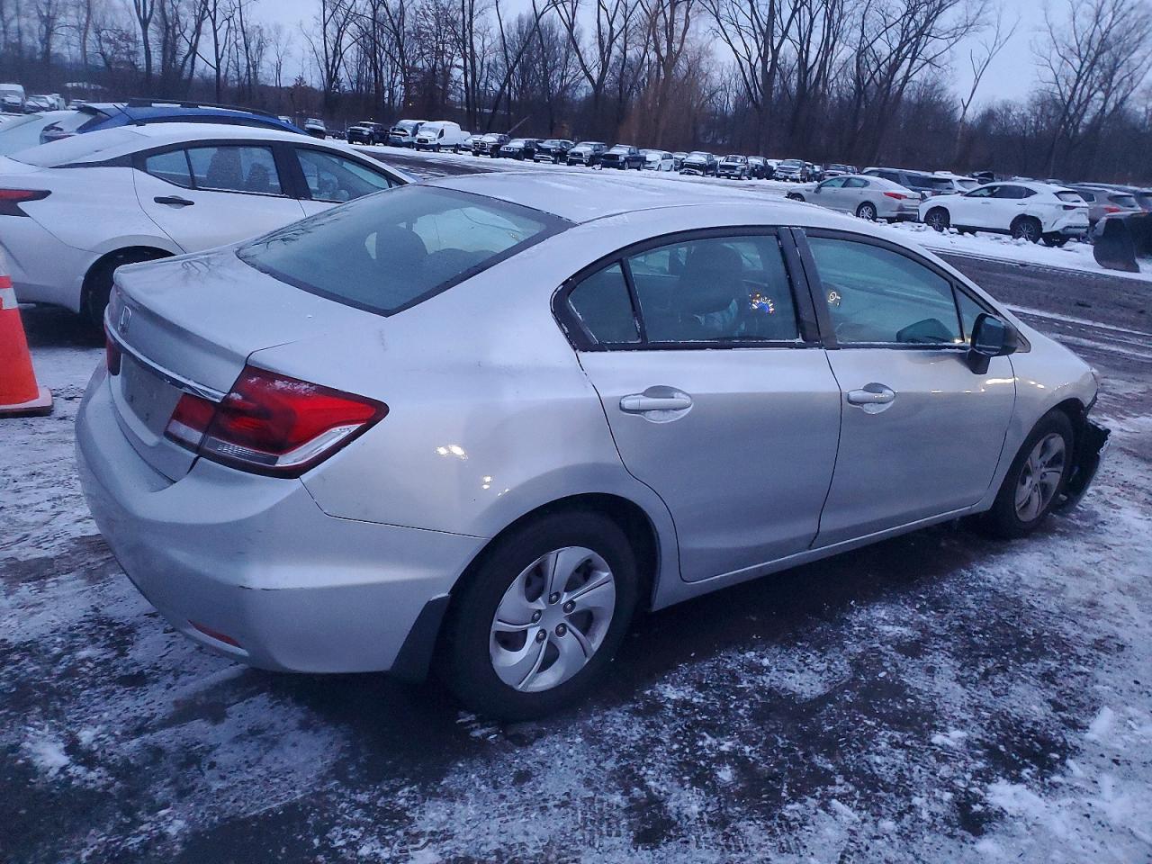 2013 HONDA CIVIC LX photo 3
