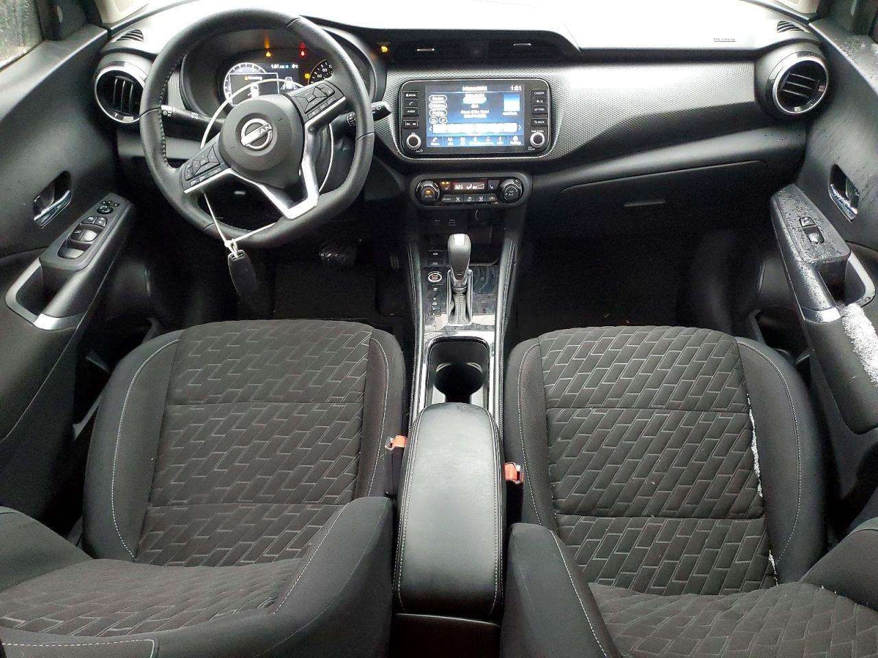2023 NISSAN KICKS SV photo 22