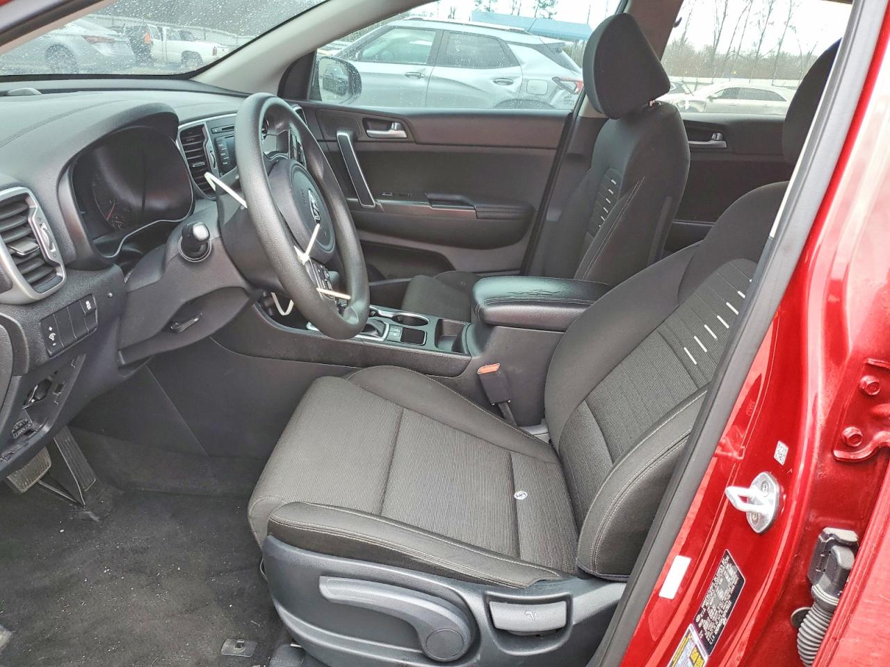 2018 KIA SPORTAGE LX photo 13
