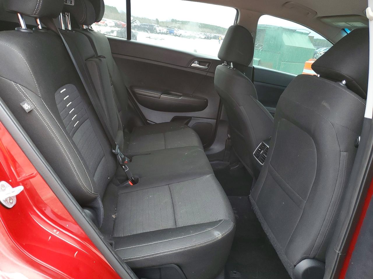 2018 KIA SPORTAGE LX photo 19