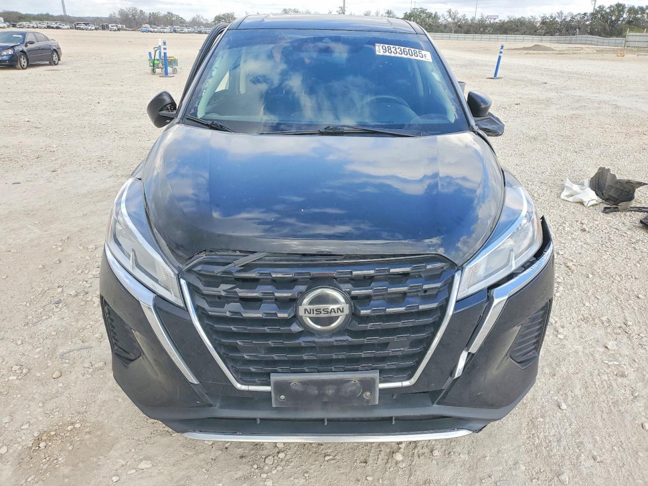 2021 NISSAN KICKS S photo 5