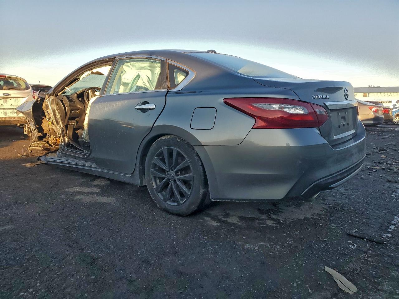 2018 NISSAN ALTIMA 2.5 photo 2