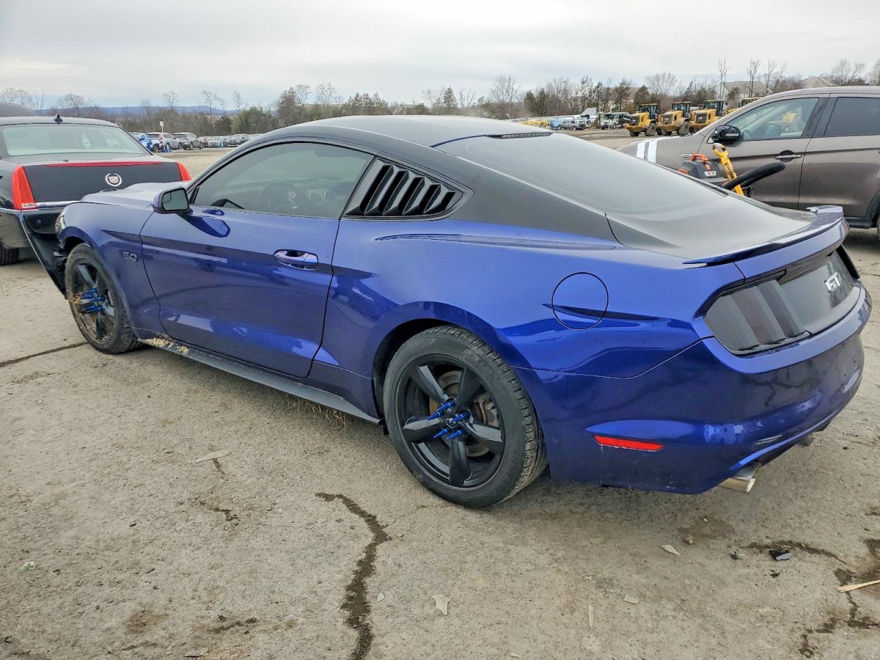 2016 FORD MUSTANG GT photo 2