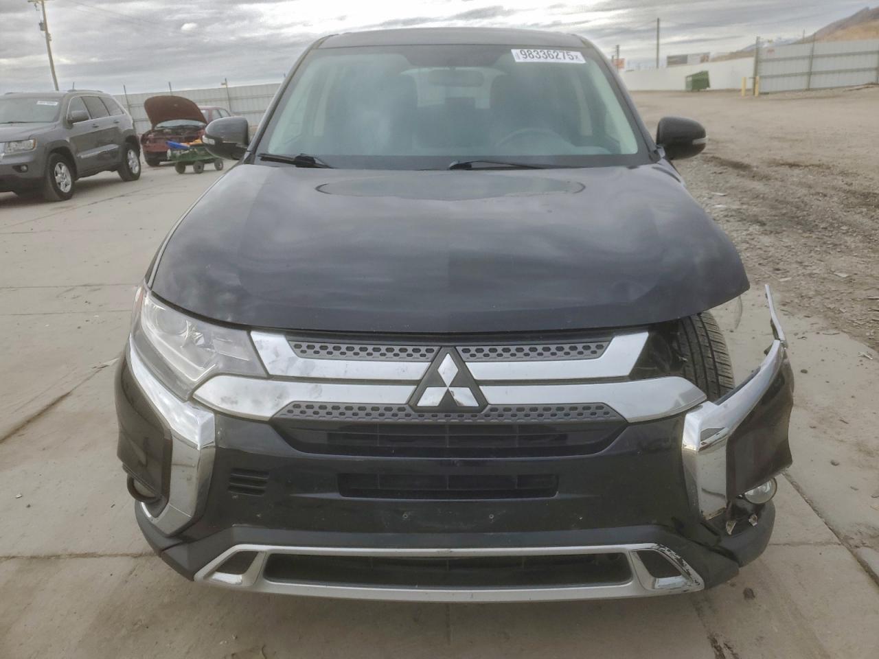 2019 MITSUBISHI OUTLANDER SE photo 5