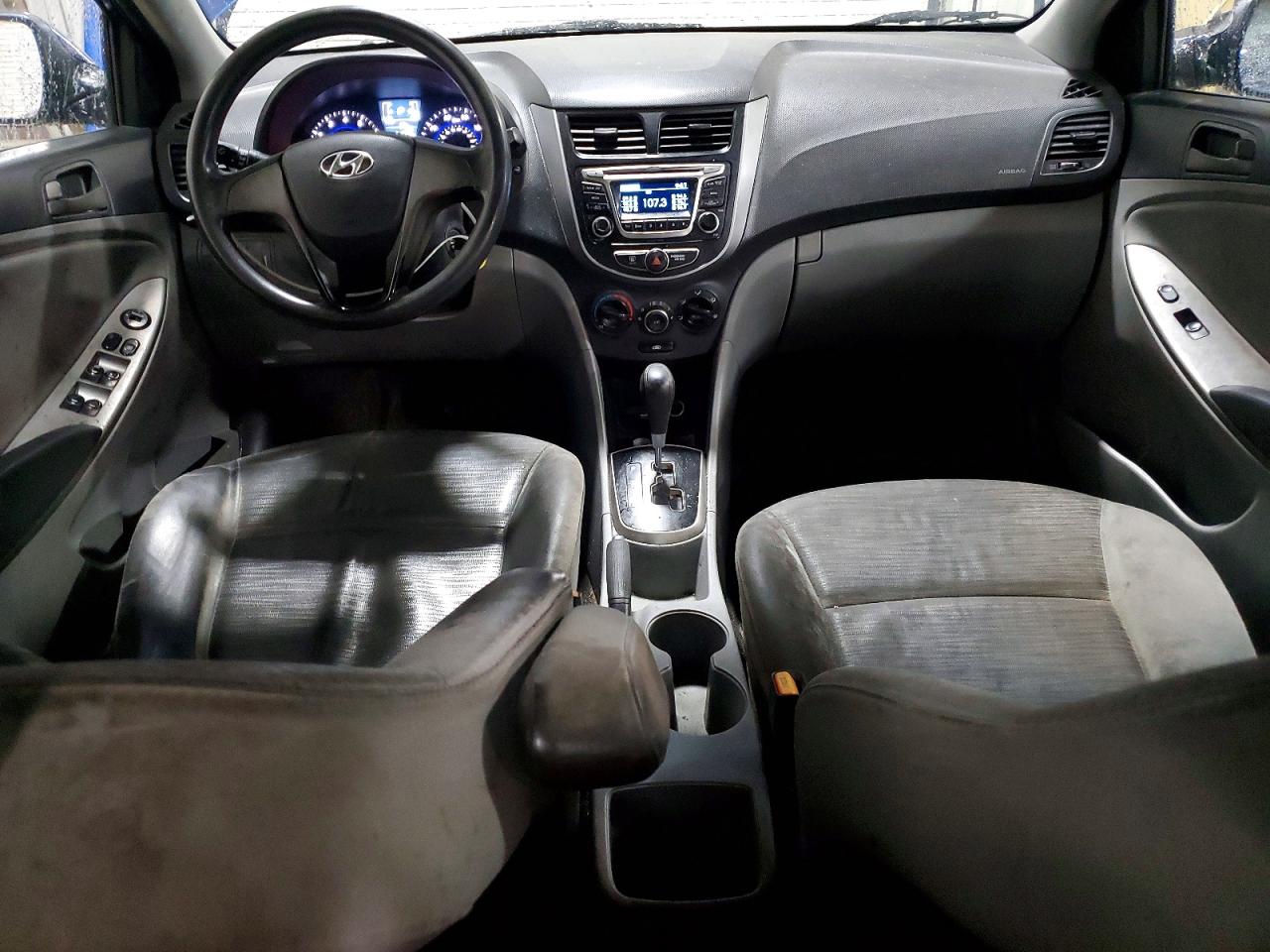 2015 HYUNDAI ACCENT GLS photo 8