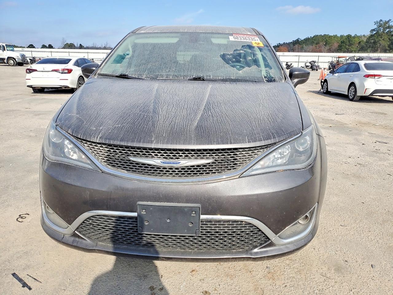 2019 CHRYSLER PACIFICA TOURING PLUS photo 5