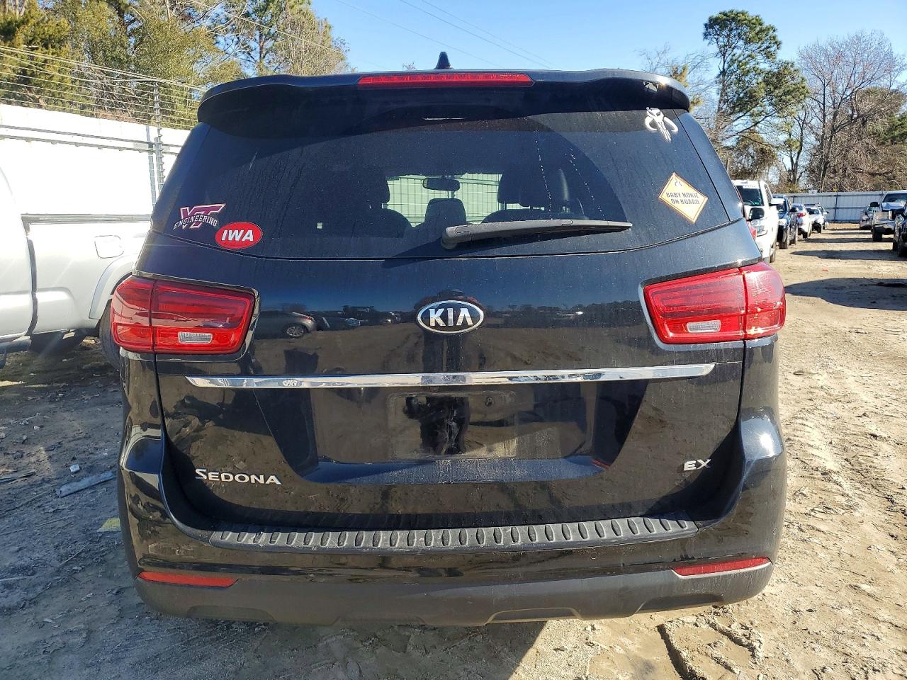 2020 KIA SEDONA LX photo 6