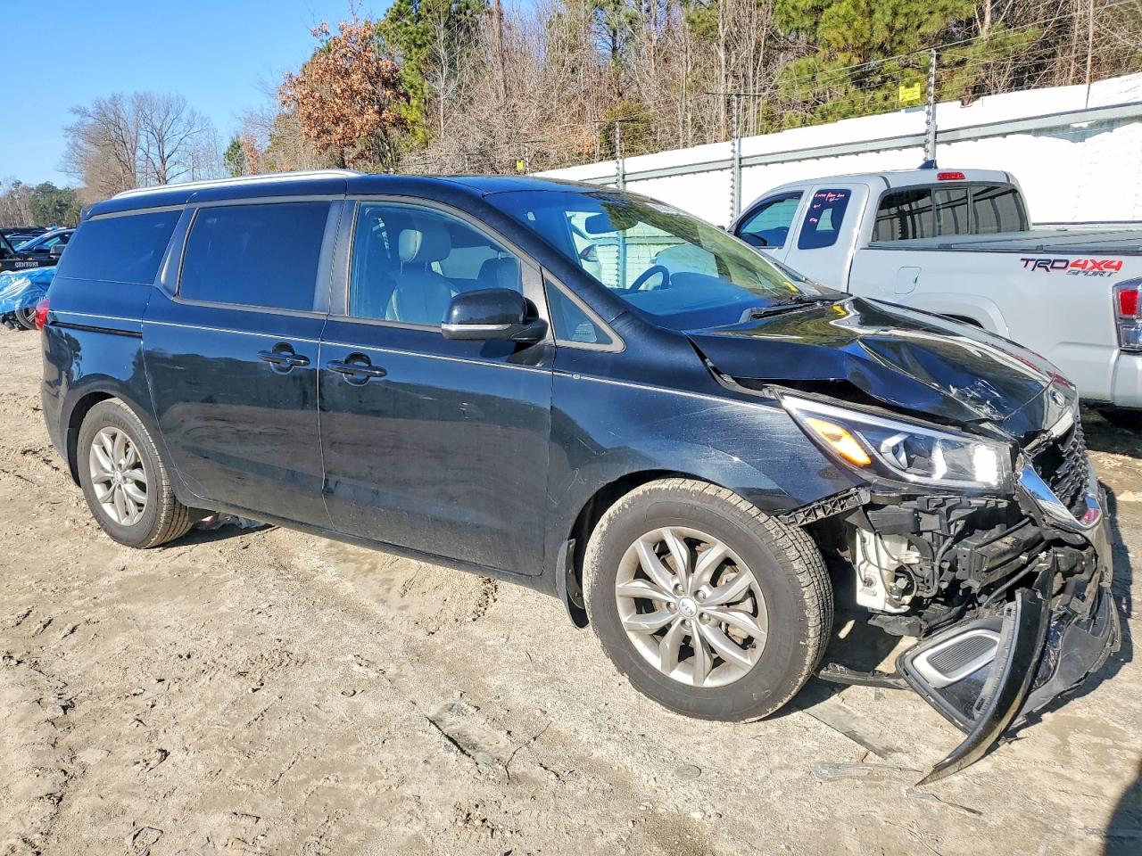 2020 KIA SEDONA LX photo 4