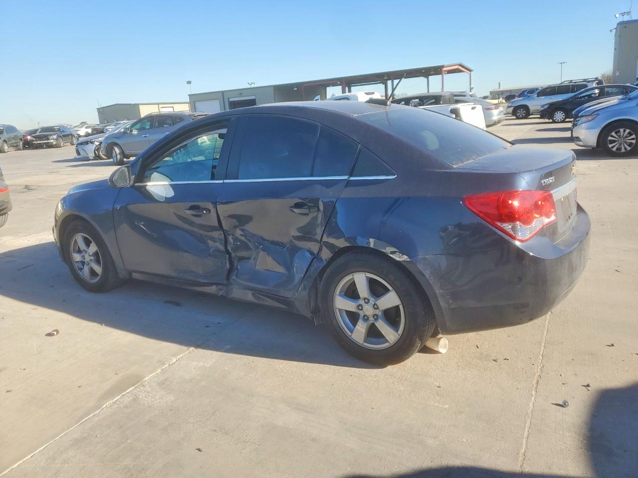 2016 CHEVROLET CRUZE LIMITED LT photo 3