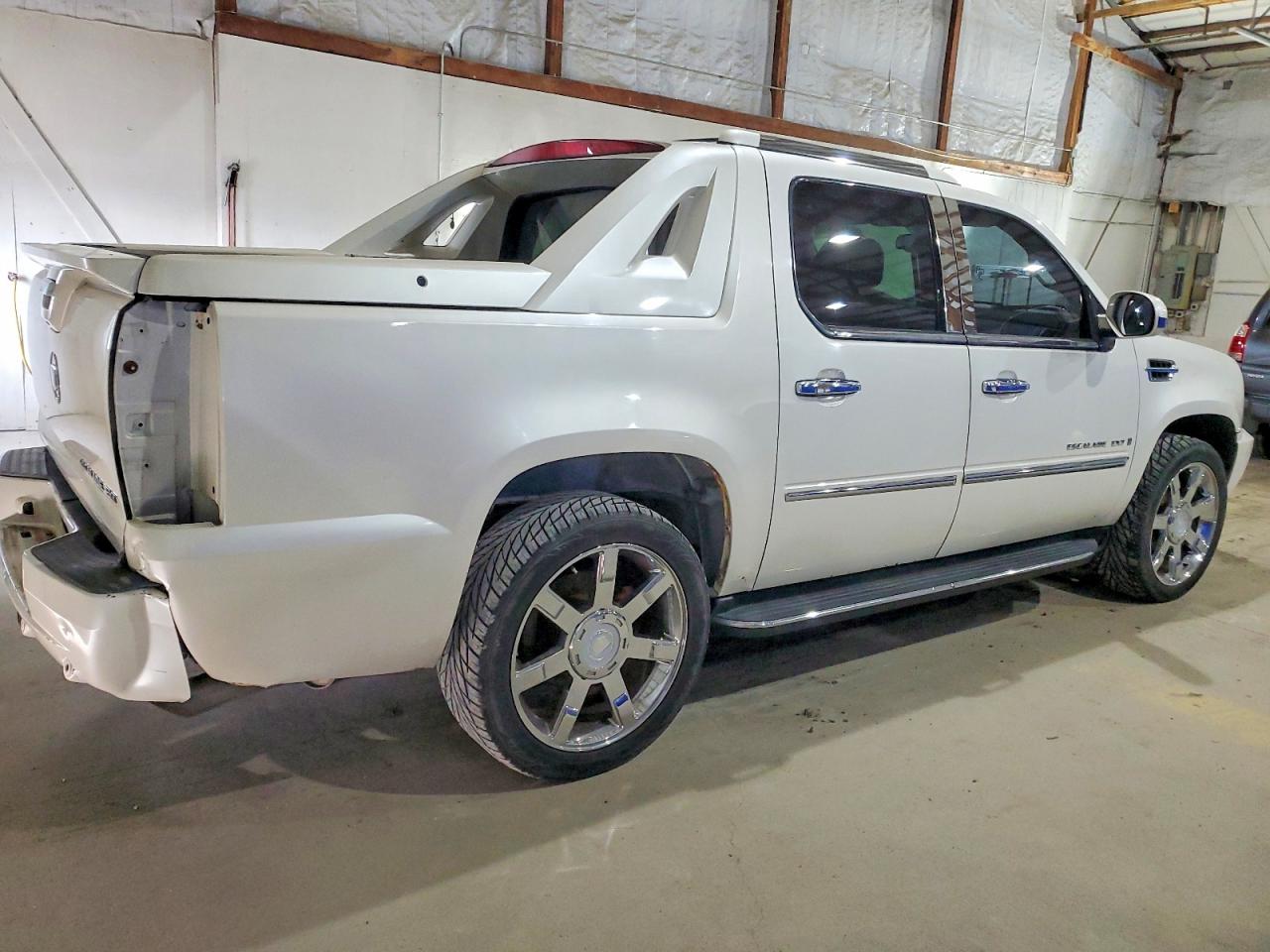 2007 CADILLAC ESCALADE EXT photo 3