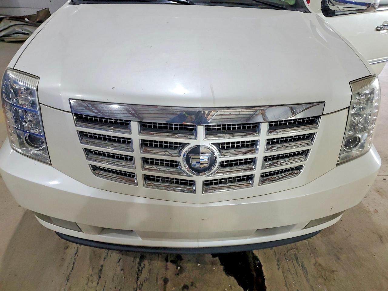 2007 CADILLAC ESCALADE EXT photo 11