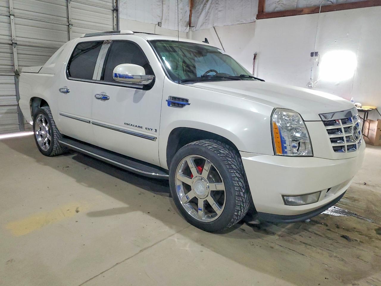 2007 CADILLAC ESCALADE EXT photo 4