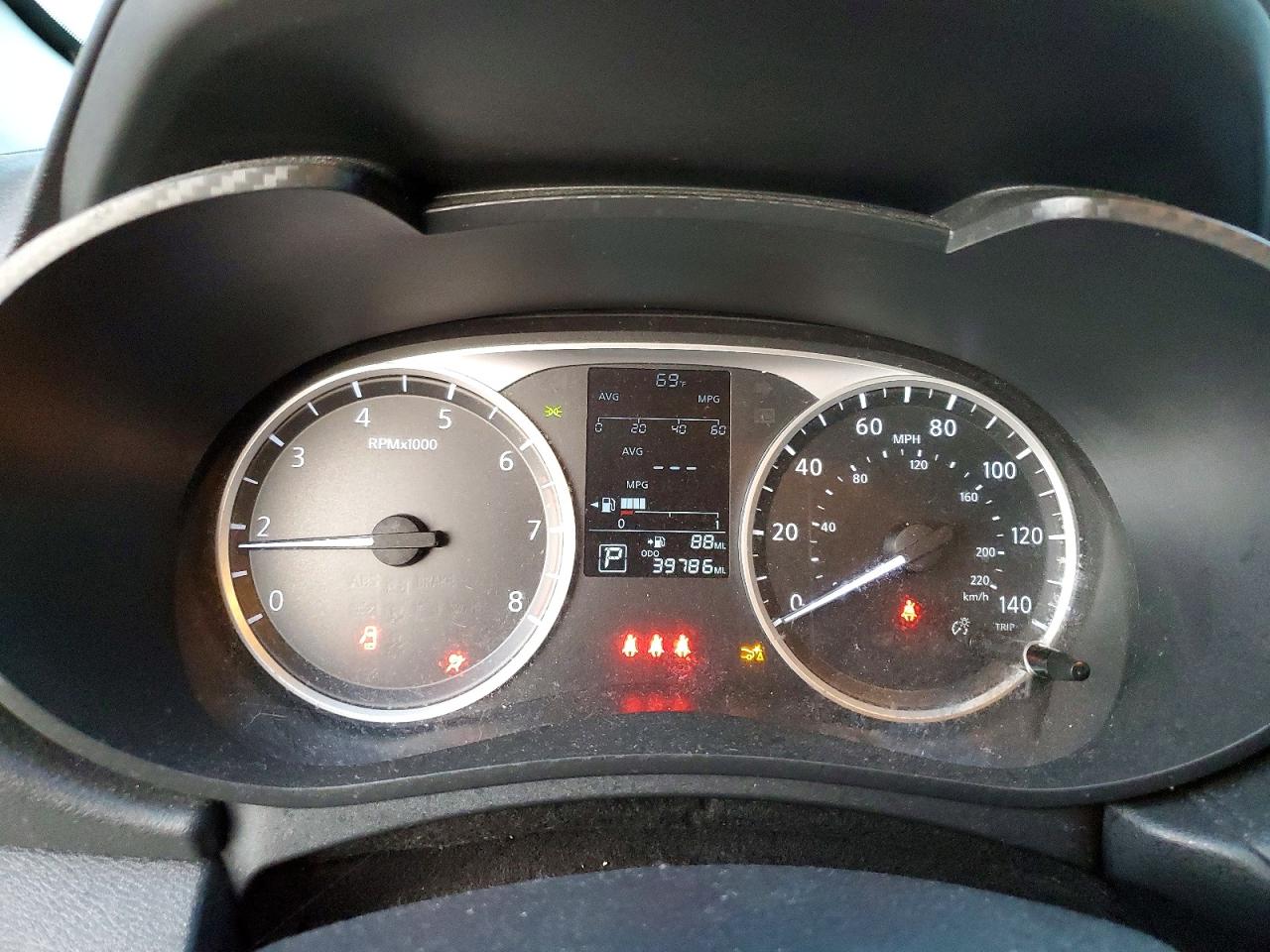 2024 NISSAN VERSA S photo 9