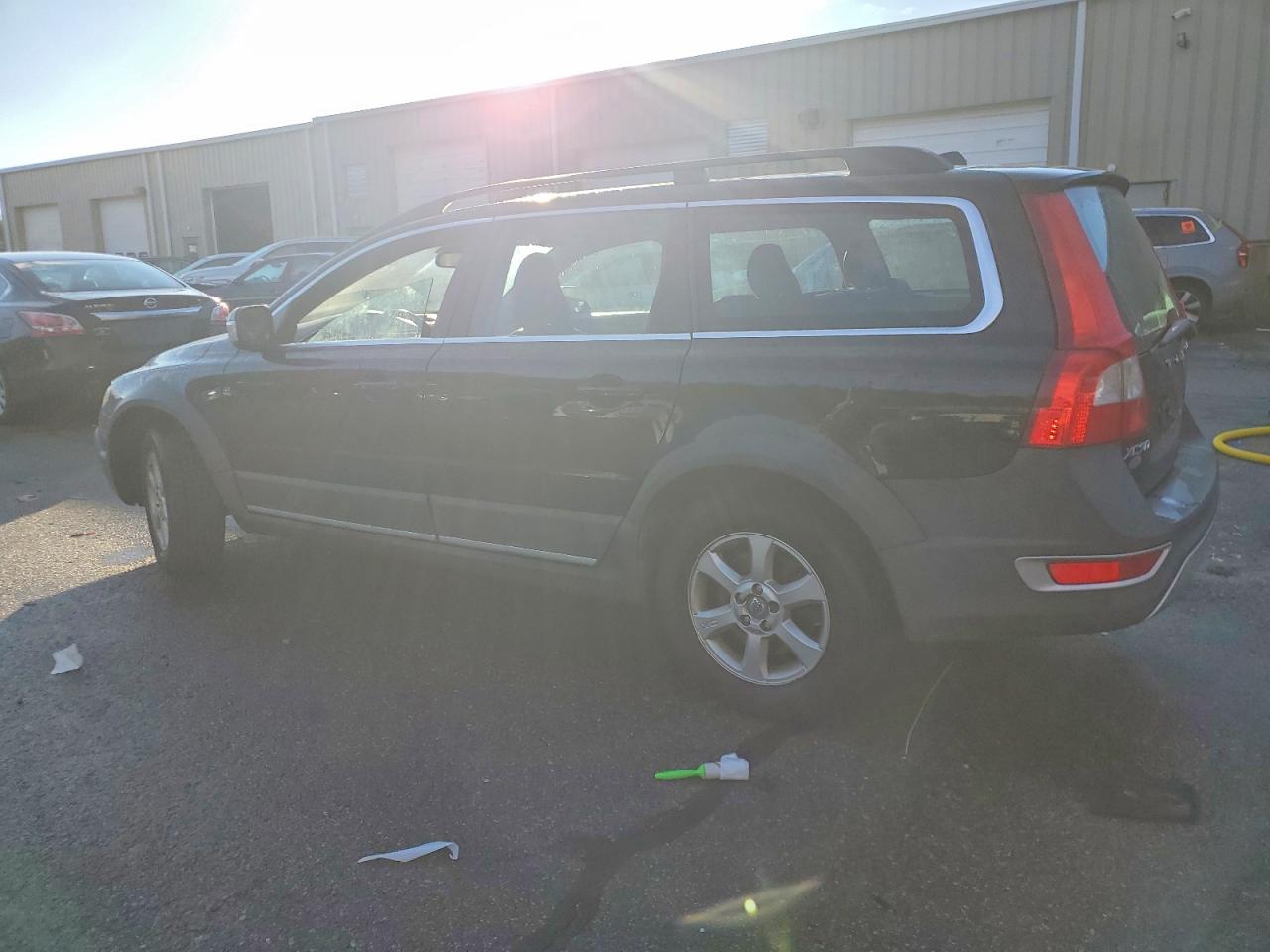 2010 VOLVO XC70 3.2 photo 2