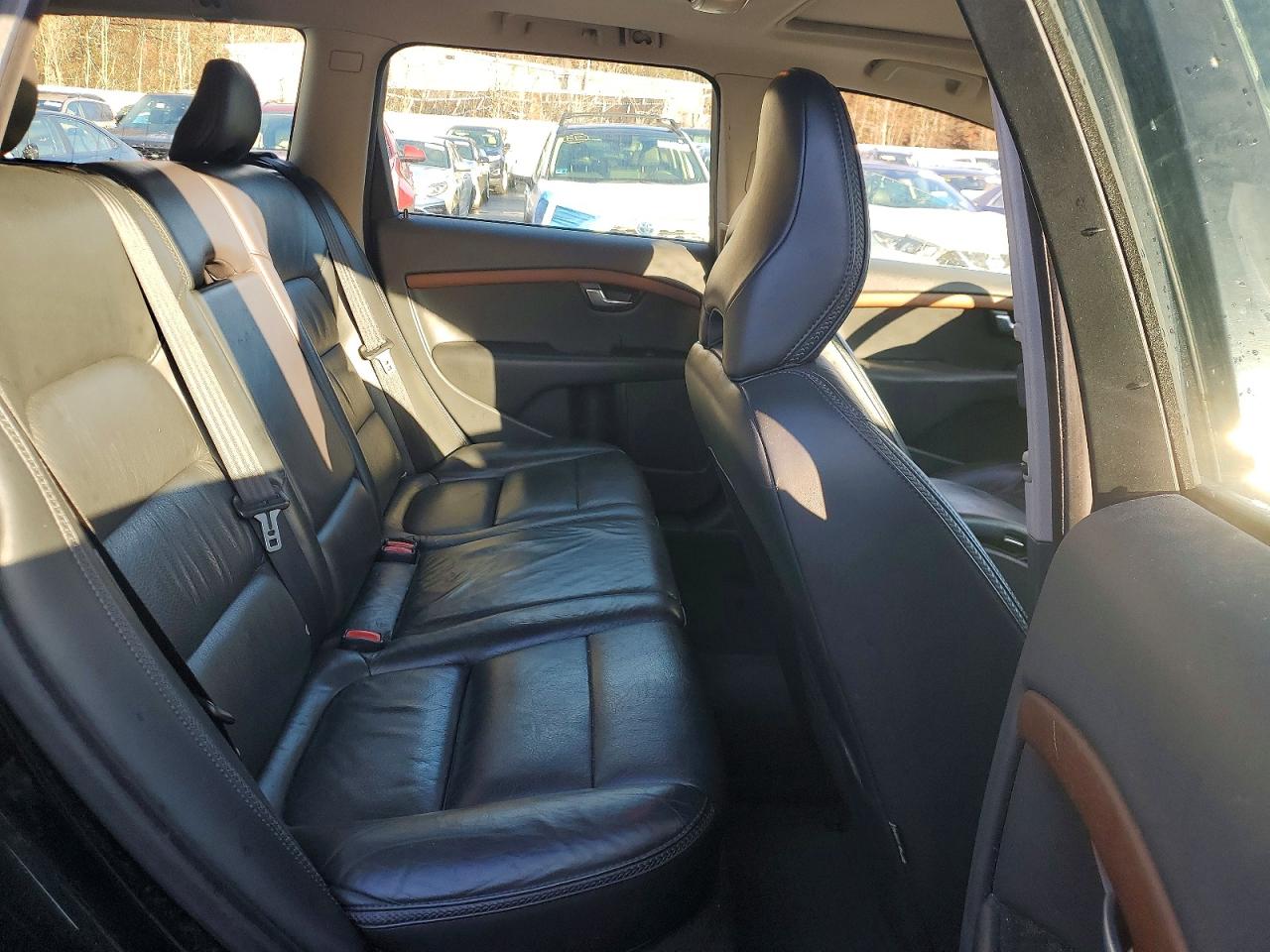 2010 VOLVO XC70 3.2 photo 11