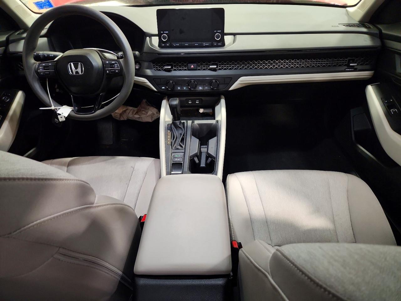 2024 HONDA ACCORD EX photo 8