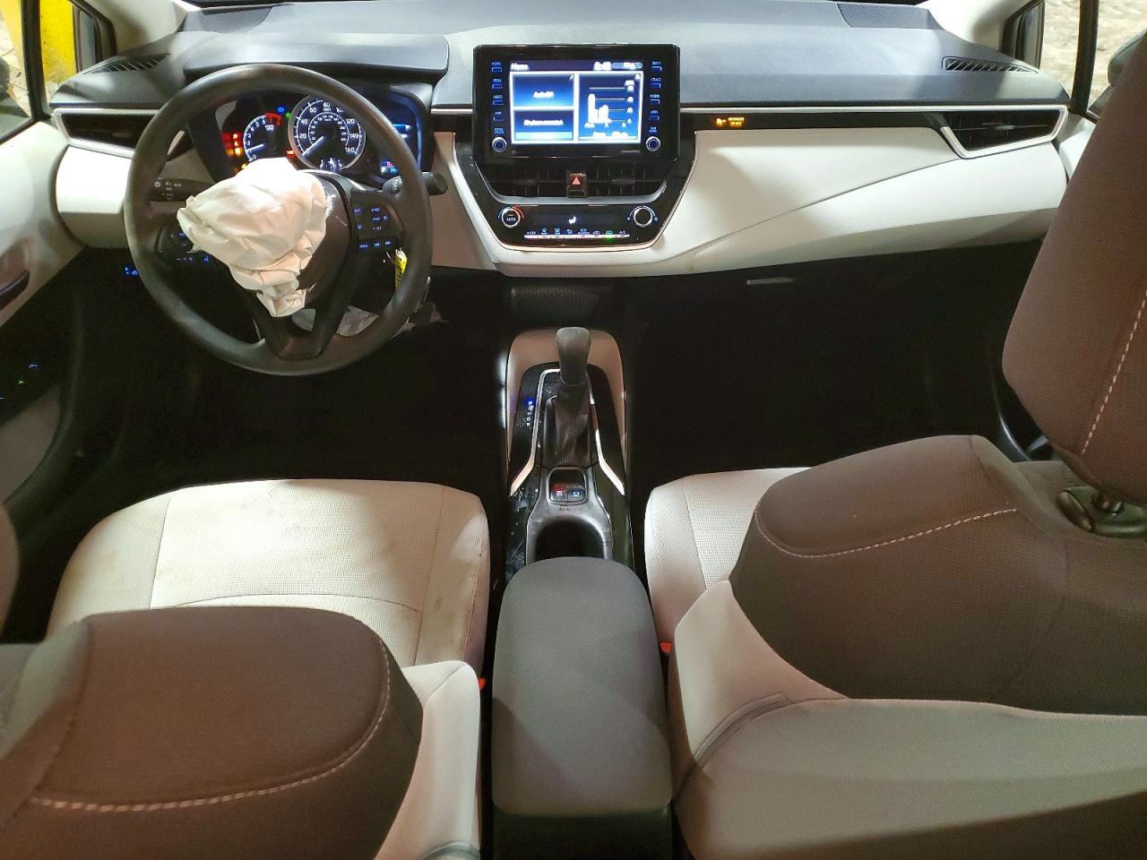 2022 TOYOTA COROLLA LE photo 8