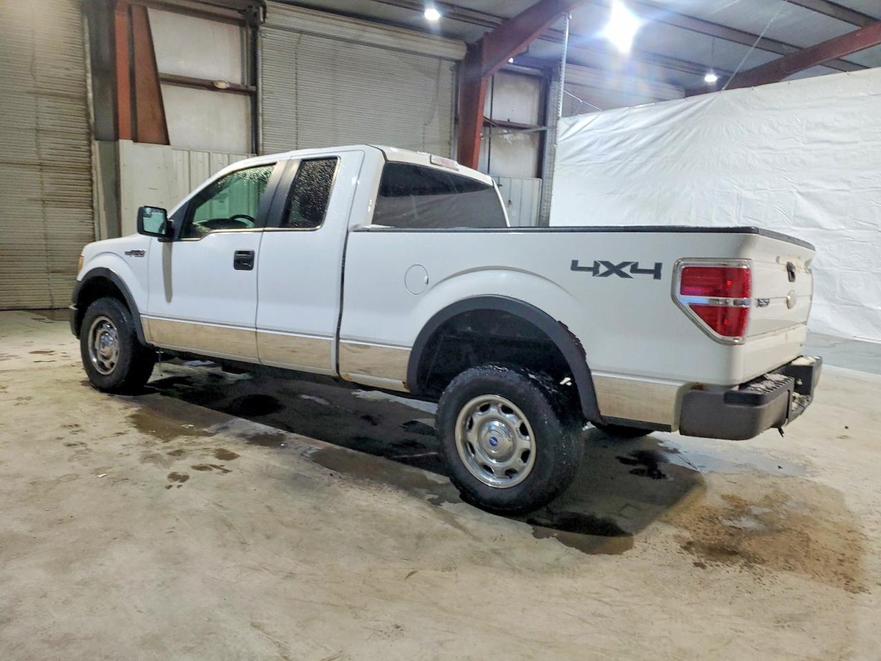2011 FORD F150 SUPER CAB photo 2