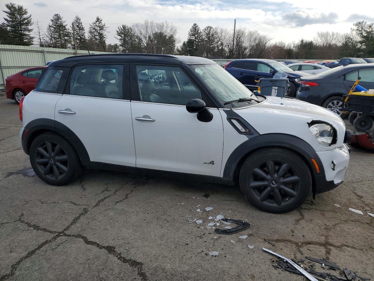 2011 MINI COOPER S COUNTRYMAN photo 4