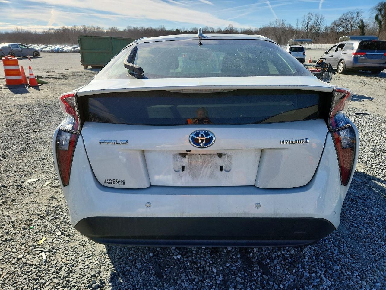 2018 TOYOTA PRIUS photo 6