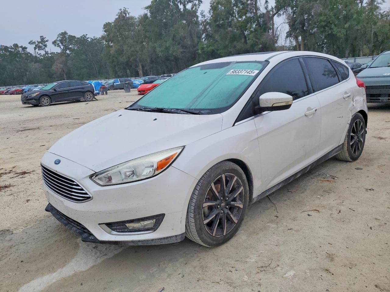 2017 FORD FOCUS