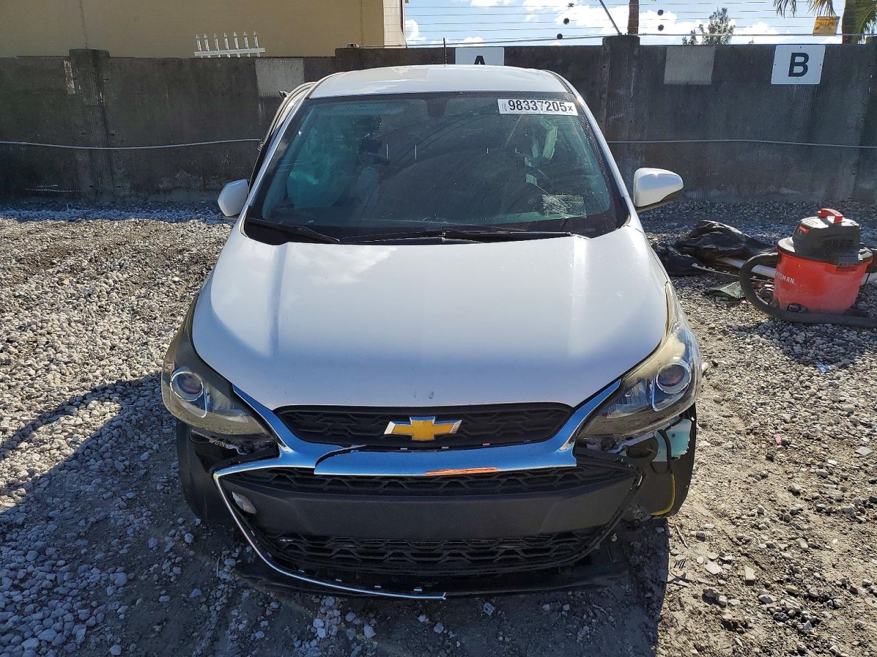 2020 CHEVROLET SPARK 1LT photo 5