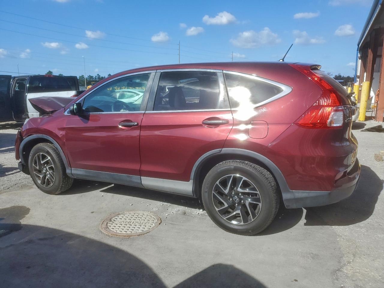 2016 HONDA CR-V SE photo 2
