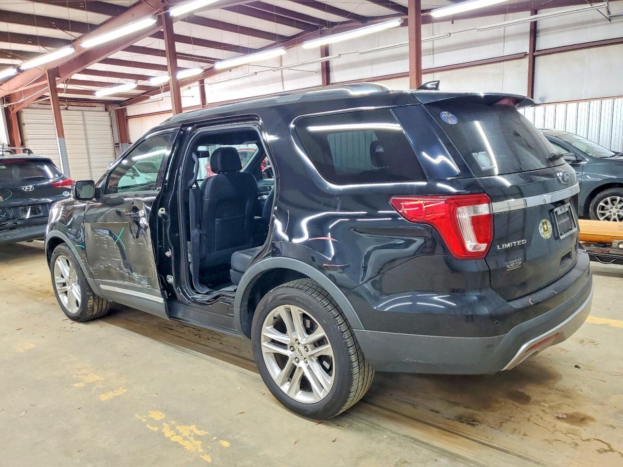 2017 FORD EXPLORER LIMITED photo 2