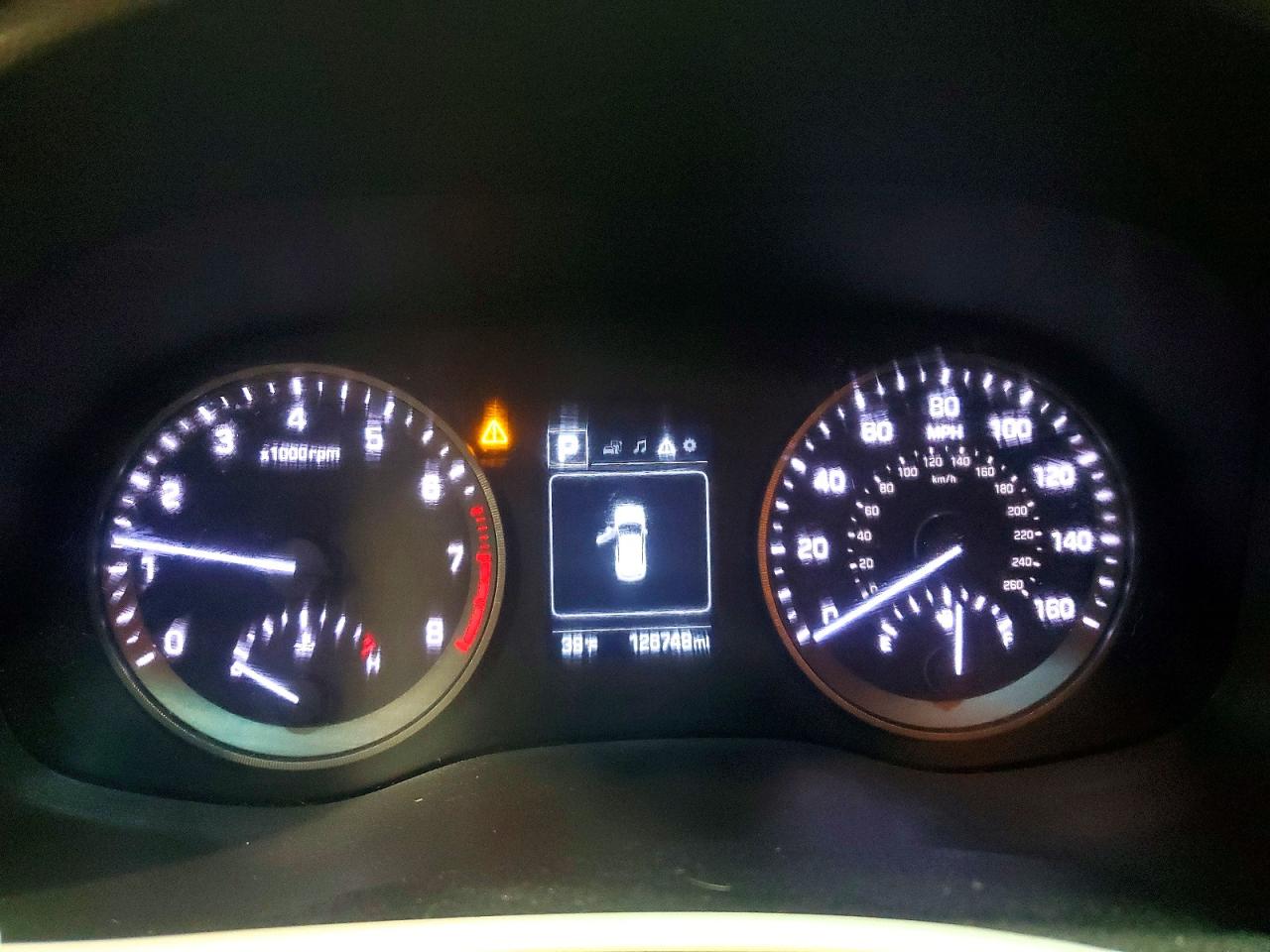 2017 HYUNDAI TUCSON SE photo 9