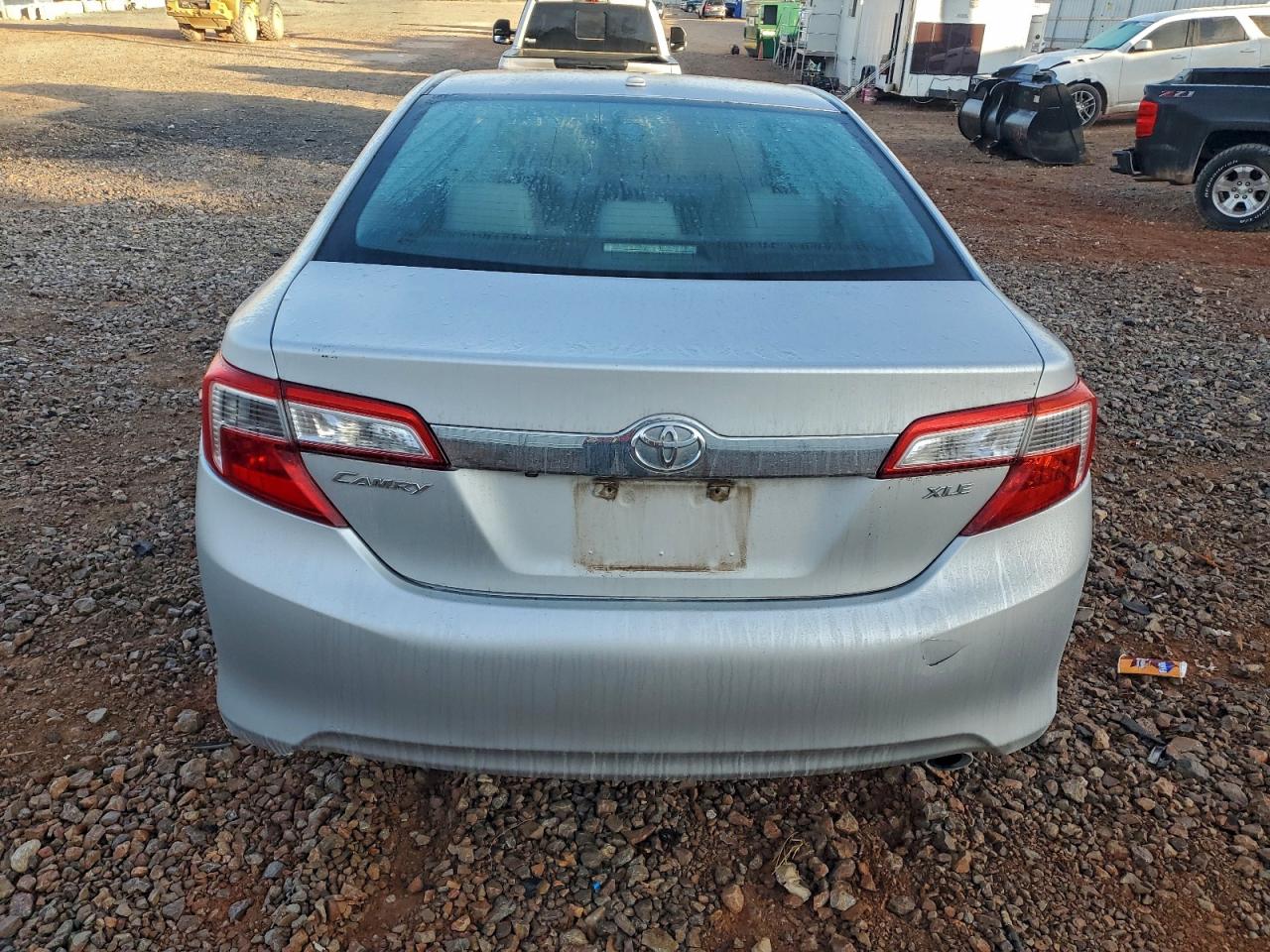 2014 TOYOTA CAMRY L photo 6