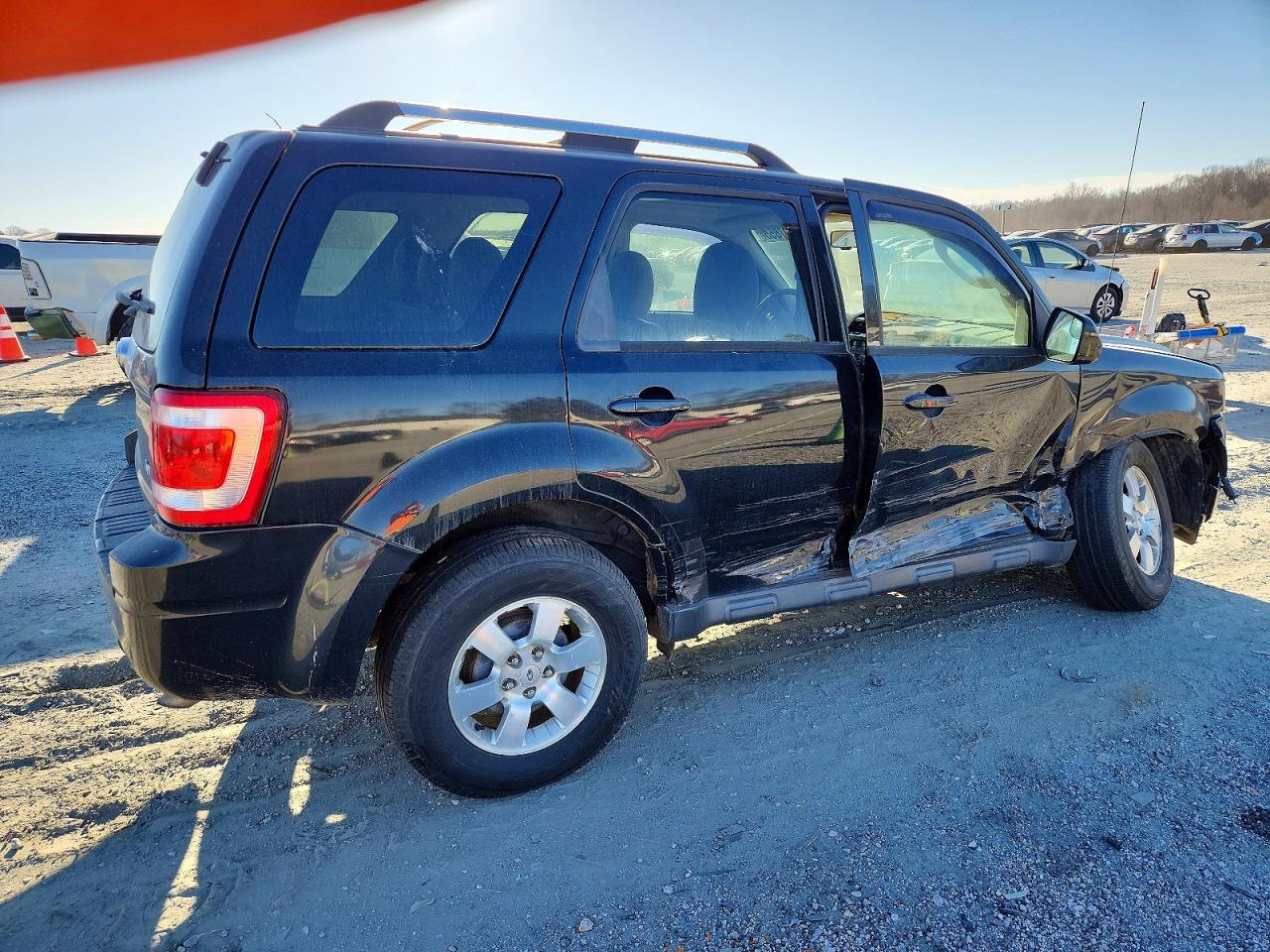2011 FORD ESCAPE LIMITED photo 3